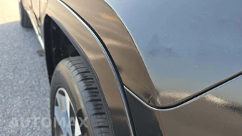 2023 Jeep Grand Cherokee Overland - miniatura 25