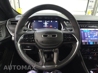 2023 Jeep Grand Cherokee Overland - miniatura 10
