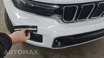 2023 Jeep Grand Cherokee Overland - miniatura 22