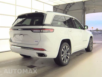 2023 Jeep Grand Cherokee Overland - miniatura 4