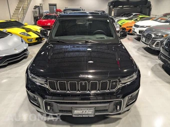 2023 Jeep Grand Cherokee Overland - miniatura 14