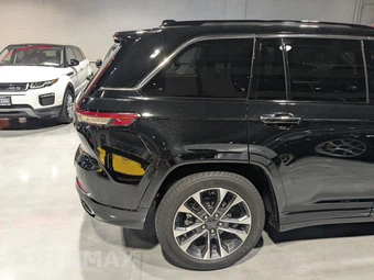 2023 Jeep Grand Cherokee Overland - miniatura 40