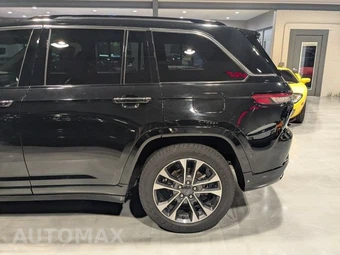 2023 Jeep Grand Cherokee Overland - miniatura 6