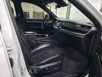 2023 Jeep Grand Cherokee Overland - miniatura 8