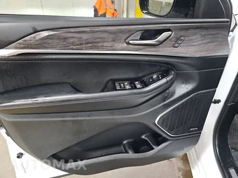 2023 Jeep Grand Cherokee Overland - miniatura 9
