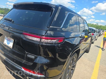 2023 Jeep Grand Cherokee Overland - miniatura 4