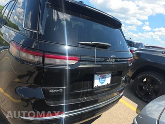 2023 Jeep Grand Cherokee Overland - miniatura 5
