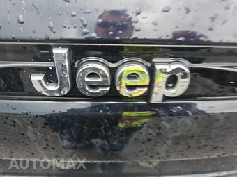 2023 Jeep Grand Cherokee Overland - miniatura 22