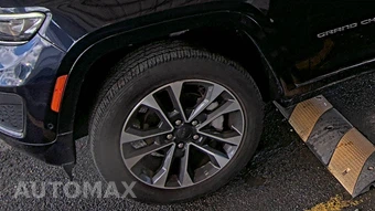 2023 Jeep Grand Cherokee Overland - miniatura 7