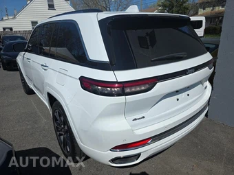 2023 Jeep Grand Cherokee Overland - miniatura 14