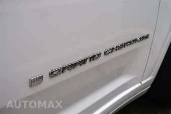 2023 Jeep Grand Cherokee Overland - miniatura 28