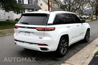 2023 Jeep Grand Cherokee Overland - miniatura 4