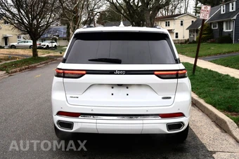 2023 Jeep Grand Cherokee Overland - miniatura 5