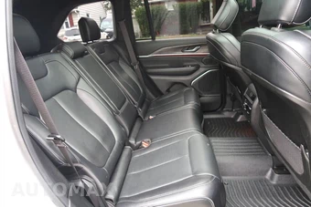 2023 Jeep Grand Cherokee Overland - miniatura 52