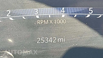 2023 Jeep Grand Cherokee Overland - miniatura 19