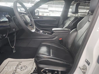 2023 Jeep Grand Cherokee Overland - miniatura 7