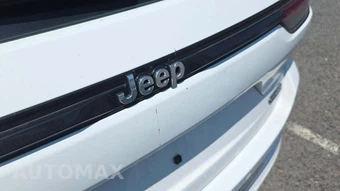 2023 Jeep Grand Cherokee Overland - miniatura 21