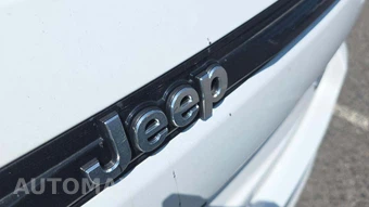 2023 Jeep Grand Cherokee Overland - miniatura 23