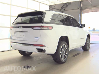 2023 Jeep Grand Cherokee Overland - miniatura 4