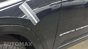 2023 Jeep Grand Cherokee Overland - miniatura 25