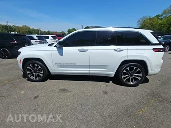 2023 Jeep Grand Cherokee Overland - miniatura 3