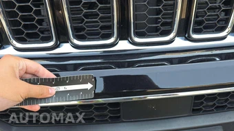 2023 Jeep Grand Cherokee Overland - miniatura 25