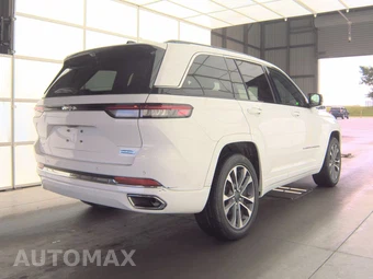 2023 Jeep Grand Cherokee Overland - miniatura 4