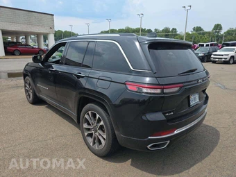 2023 Jeep Grand Cherokee Overland - miniatura 2