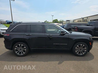 2023 Jeep Grand Cherokee Overland - miniatura 4