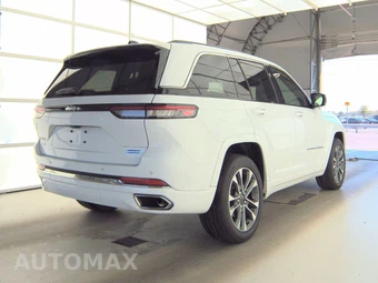 2023 Jeep Grand Cherokee Overland - miniatura 4