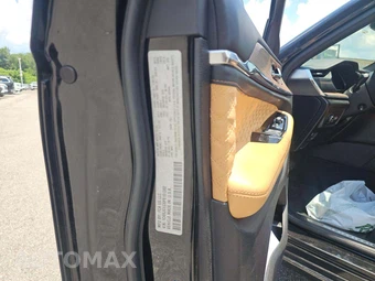 2023 Jeep Grand Cherokee Summit - miniatura 5
