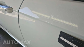 2023 Jeep Grand Cherokee Summit - miniatura 27