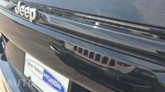 2023 Jeep Grand Cherokee Summit - miniatura 23