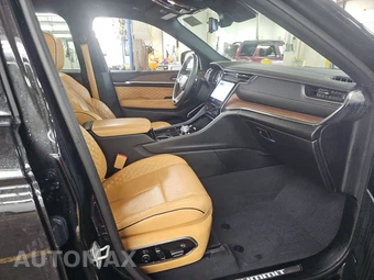 2023 Jeep Grand Cherokee Summit - miniatura 8
