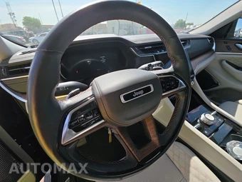 2023 Jeep Grand Cherokee Summit - miniatura 10