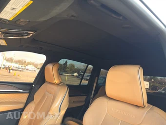 2023 Jeep Grand Cherokee Summit - miniatura 17