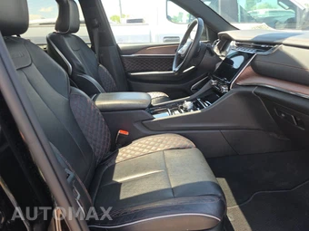 2023 Jeep Grand Cherokee Summit - miniatura 8