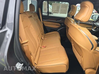 2023 Jeep Grand Cherokee Summit - miniatura 16