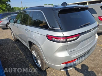 2023 Jeep Grand Cherokee Summit - miniatura 6