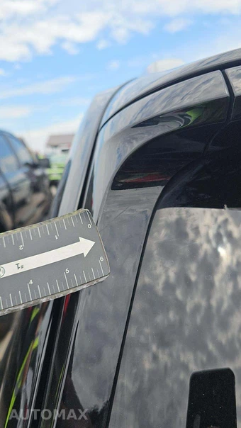 2023 Jeep Grand Cherokee Summit - miniatura 31