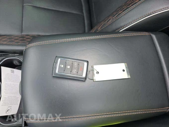 2023 Jeep Grand Cherokee Summit - miniatura 5