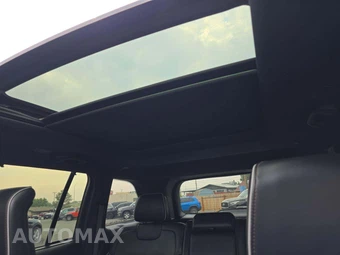 2023 Jeep Grand Cherokee Summit - miniatura 8