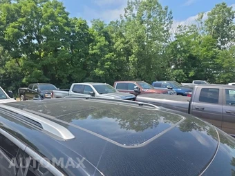 2023 Jeep Grand Cherokee Summit - miniatura 12