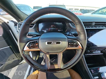 2023 Jeep Grand Cherokee Summit - miniatura 10