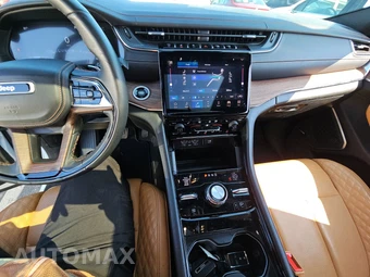 2023 Jeep Grand Cherokee Summit - miniatura 11