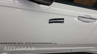 2023 Jeep Grand Cherokee Summit - miniatura 22