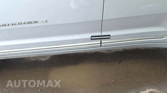 2023 Jeep Grand Cherokee Summit - miniatura 29