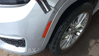 2023 Jeep Grand Cherokee Summit - miniatura 40