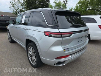 2023 Jeep Grand Cherokee Summit - miniatura 2