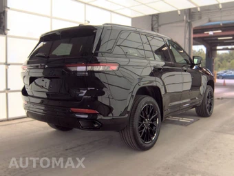 2023 Jeep Grand Cherokee Summit - miniatura 4